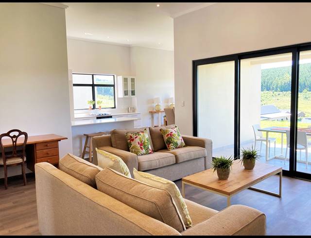 3 BEDROOM TOWNHOUSE FOR SALE IN ST JOHNS VILLAGE